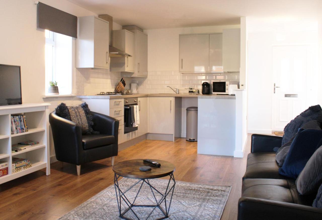Abingdon - Private Flat With Garden & Parking 06アパートメント エクステリア 写真